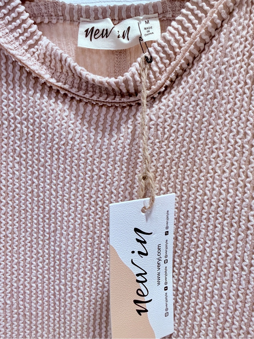 NWT New In Oatmeal Textured Soft Waffley Knit Long Sleeve Top - Picture 4 of 7